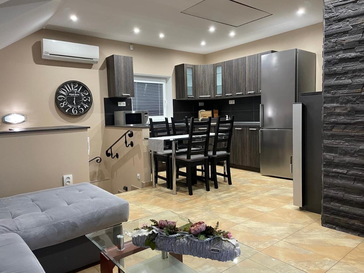 Apartmany Diana Dunajská Streda 외부 사진